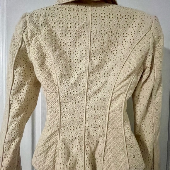 Marciano lace crochet overlay blazer size 0 - Picture 4 of 4